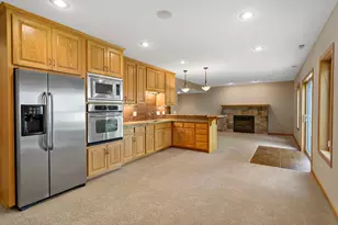 701 Heron Cir N, Oakdale, MN 55128 - Photo 32