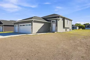 106 18th Street NE, Barnesville, MN 56514 - Photo 1