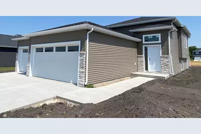 106 18th Street NE, Barnesville, MN 56514 - Photo 2