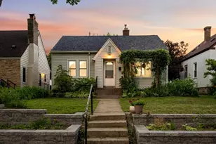 3039 Cleveland St NE, Minneapolis, MN 55418 - Photo 2