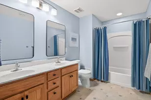 8002 Stratford Cir S, Shakopee, MN 55379 - Photo 30