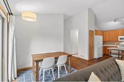 8002 Stratford Circle S, Shakopee, MN 55379 - Photo 14