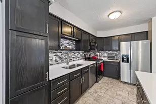 14034 Heywood Path, Apple Valley, MN 55124 - Photo 2