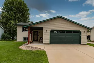 824 26th St SE, Rochester, MN 55904 - Photo 2