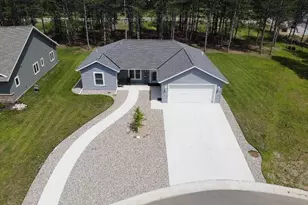 744 Kingsley Ave SE, Wadena, MN 56482 - Photo 1