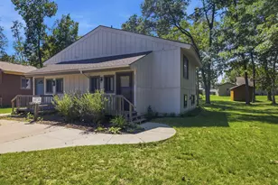 30325 N Pinewood Dr, Pequot Lakes, MN 56472 - Photo 2