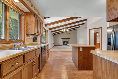 276 Waite Avenue S, Saint Cloud, MN 56301 - Photo 10