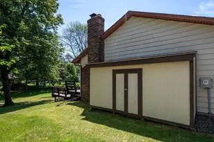 10634 Wellington Ln N, Maple Grove, MN 55369 - Photo 24