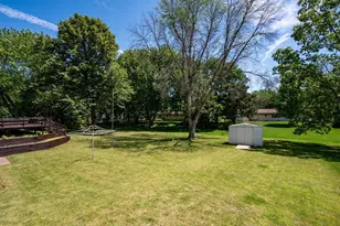 10634 Wellington Ln N, Maple Grove, MN 55369 - Photo 30