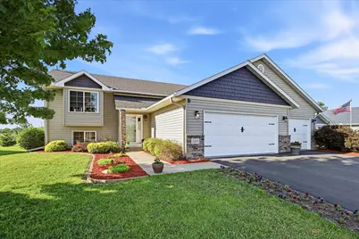 350 Horizon Drive, Le Center, MN 56057 - Photo 1
