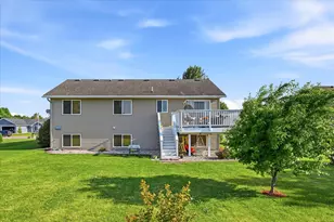 350 Horizon Dr, Le Center, MN 56057 - Photo 34