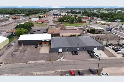 607 1st Street SE, Saint Cloud, MN 56304 - Photo 2