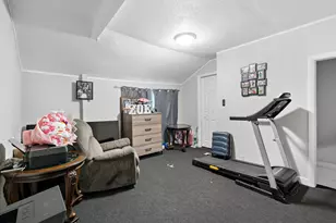 910 Wilson Ave, Saint Paul, MN 55106 - Photo 40