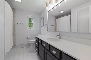 7023 Park View Ln, Eden Prairie, MN 55346 - Photo 20