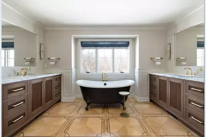 170 Spur Circle, Wayzata, MN 55391 - Photo 38