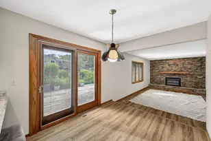 3016 Lakewood Dr N, Maplewood, MN 55109 - Photo 14