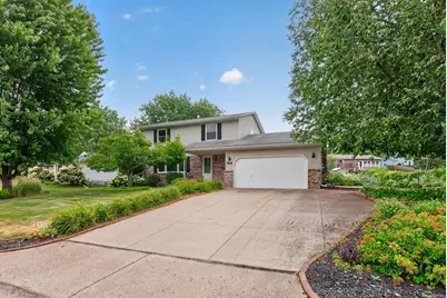 3016 Lakewood Drive N, Maplewood, MN 55109 - Photo 2