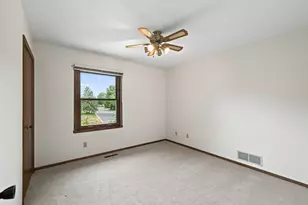 3016 Lakewood Dr N, Maplewood, MN 55109 - Photo 18