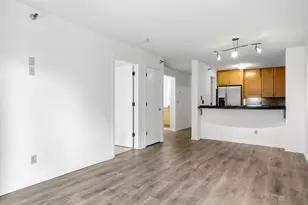 401 1st Street S, Minneapolis, MN 55401 - Photo 14