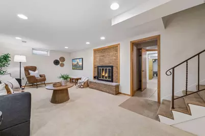 2345 Xylon Avenue N, Golden Valley, MN 55427 - Photo 32
