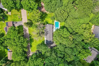 17046 Chiltern Hills Road, Minnetonka, MN 55345 - Photo 34