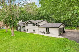 17046 Chiltern Hills Rd, Minnetonka, MN 55345 - Photo 1