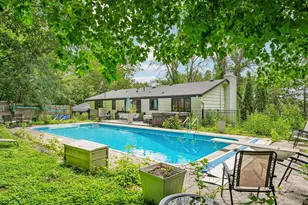 17046 Chiltern Hills Rd, Minnetonka, MN 55345 - Photo 2