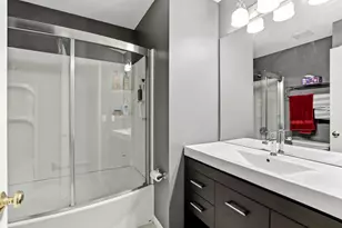 11512 Elmwood Ave N, Champlin, MN 55316 - Photo 26