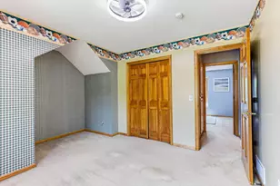 2413 Bridle Creek Trail, Chanhassen, MN 55317 - Photo 24