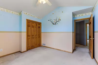 2413 Bridle Creek Trail, Chanhassen, MN 55317 - Photo 22