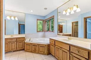 2413 Bridle Creek Trail, Chanhassen, MN 55317 - Photo 18