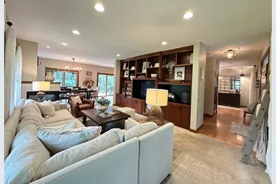 401 Rolling Hills Drive, Mound, MN 55364 - Photo 8