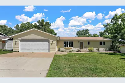 781 Cj Moe Boulevard, Dassel, MN 55325 - Photo 2