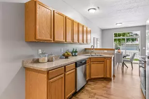 1020 Princeton Ave, Shakopee, MN 55379 - Photo 14