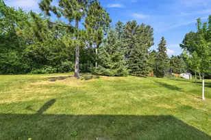 4233 Thornhill Ln, Vadnais Heights, MN 55127 - Photo 38