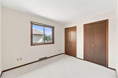 4233 Thornhill Lane, Saint Paul, MN 55127 - Photo 20