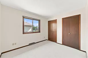 4233 Thornhill Ln, Vadnais Heights, MN 55127 - Photo 20