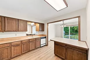 4233 Thornhill Ln, Vadnais Heights, MN 55127 - Photo 18