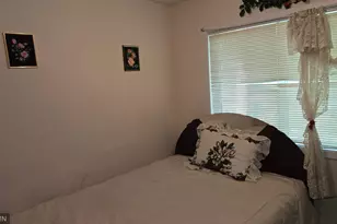 341 Winifred St E, Saint Paul, MN 55107 - Photo 14