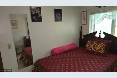 341 Winifred Street E, Saint Paul, MN 55107 - Photo 12