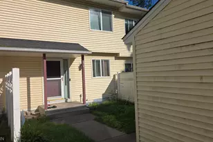 341 Winifred St E, Saint Paul, MN 55107 - Photo 1
