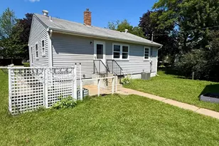 615 2nd Ave NW, New Brighton, MN 55112 - Photo 2
