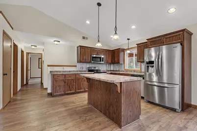 3135 Quarry Road NE, Sauk Rapids, MN 56379 - Photo 4