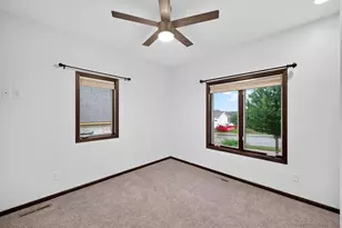 3413 Stonehedge Dr NE, Rochester, MN 55906 - Photo 14