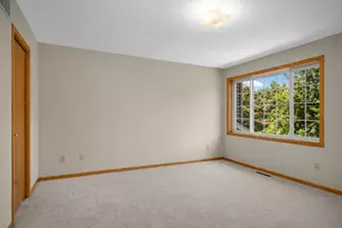 8775 Branson Dr, Inver Grove Heights, MN 55076 - Photo 16