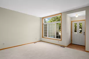8775 Branson Dr, Inver Grove Heights, MN 55076 - Photo 6
