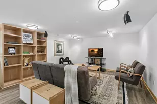 5020 Colonial Dr, Golden Valley, MN 55416 - Photo 34