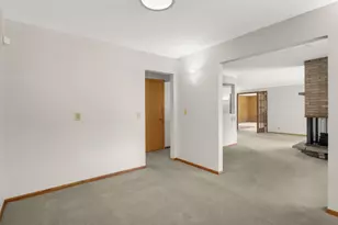 2878 Meadowlark Ln, Maplewood, MN 55109 - Photo 20