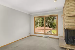 2878 Meadowlark Ln, Maplewood, MN 55109 - Photo 14