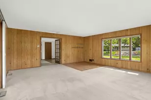 2878 Meadowlark Ln, Maplewood, MN 55109 - Photo 12